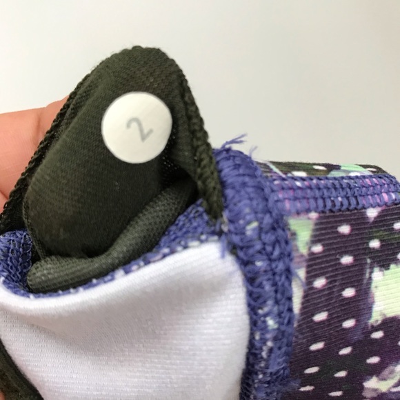 Lululemon sport bra power women Sz 2 - Picture 7 of 8